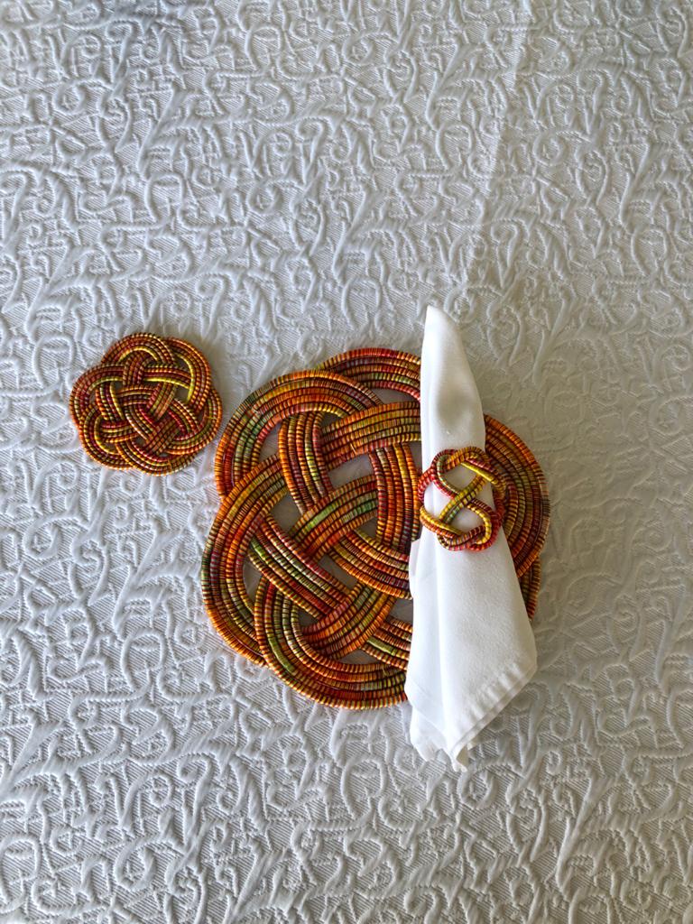 Twisted Circle Serving Placemat- SOLD OUT