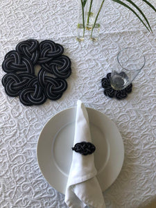 Clover Serving Placemat (Black & White)